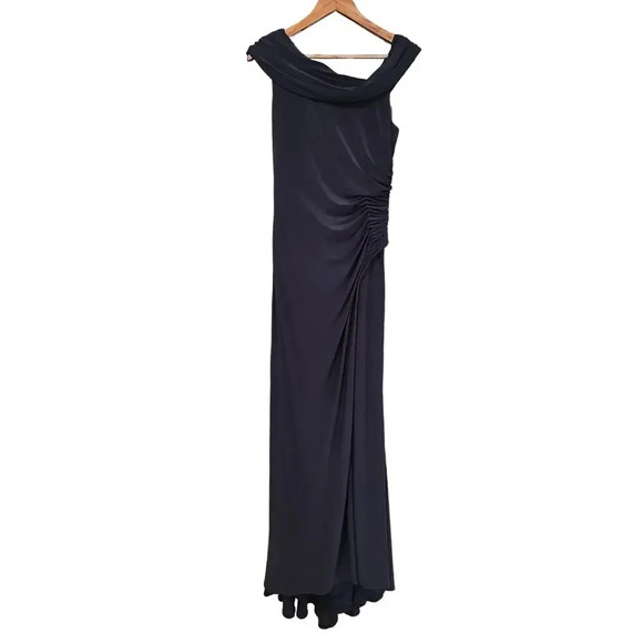 Ieena for Mac Duggal Ruched One-Shoulder Gown Navy Size 8 - Picture 4 of 8